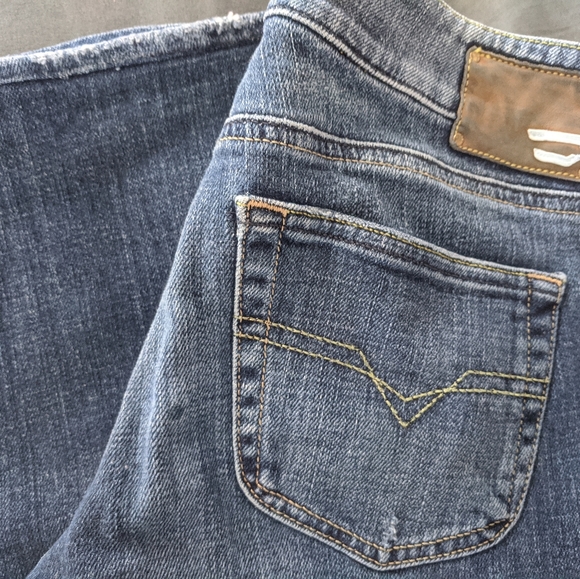 Jeans - Picture 4 of 4